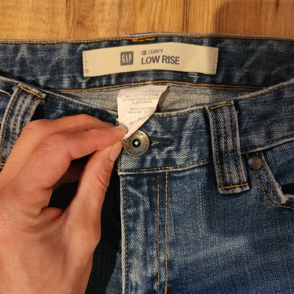 VINTAGE GAP Lowrise Flares 4/26 - Picture 2 of 6